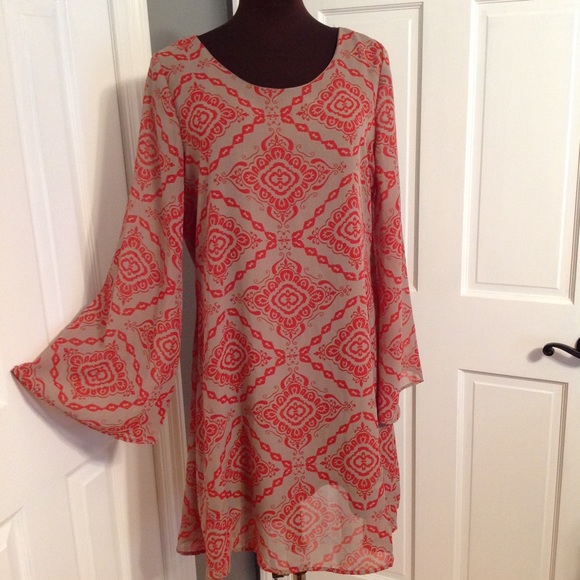 entro Dresses & Skirts - Beautiful Taupe and Red Dress